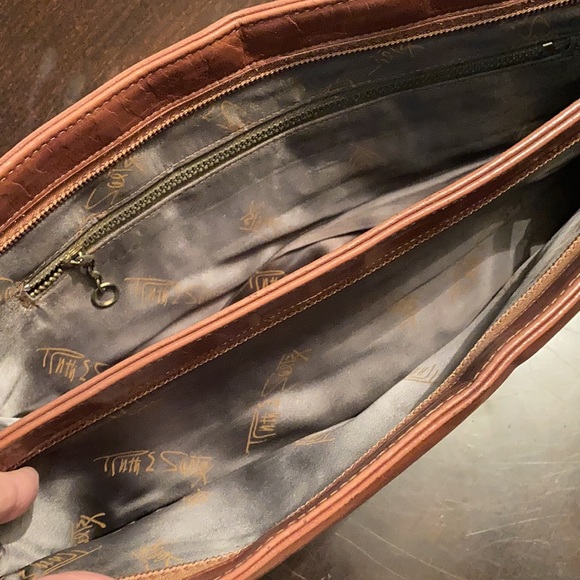 Ruth Saltz Collection Vintage 1970s Large Zip Clutch in Soft Cocoa Leather - Picture 5 of 5